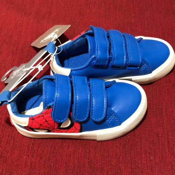 Disney Spider Man Kids Shoes - Picture 3 of 5
